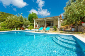 Villa Tassoula